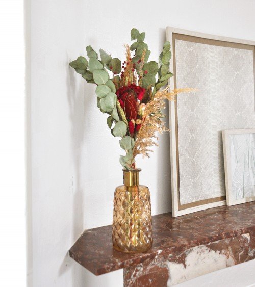 Bouquet de fleurs séchées rouge