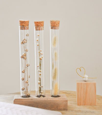 Tubes fleuris sur support - Trio